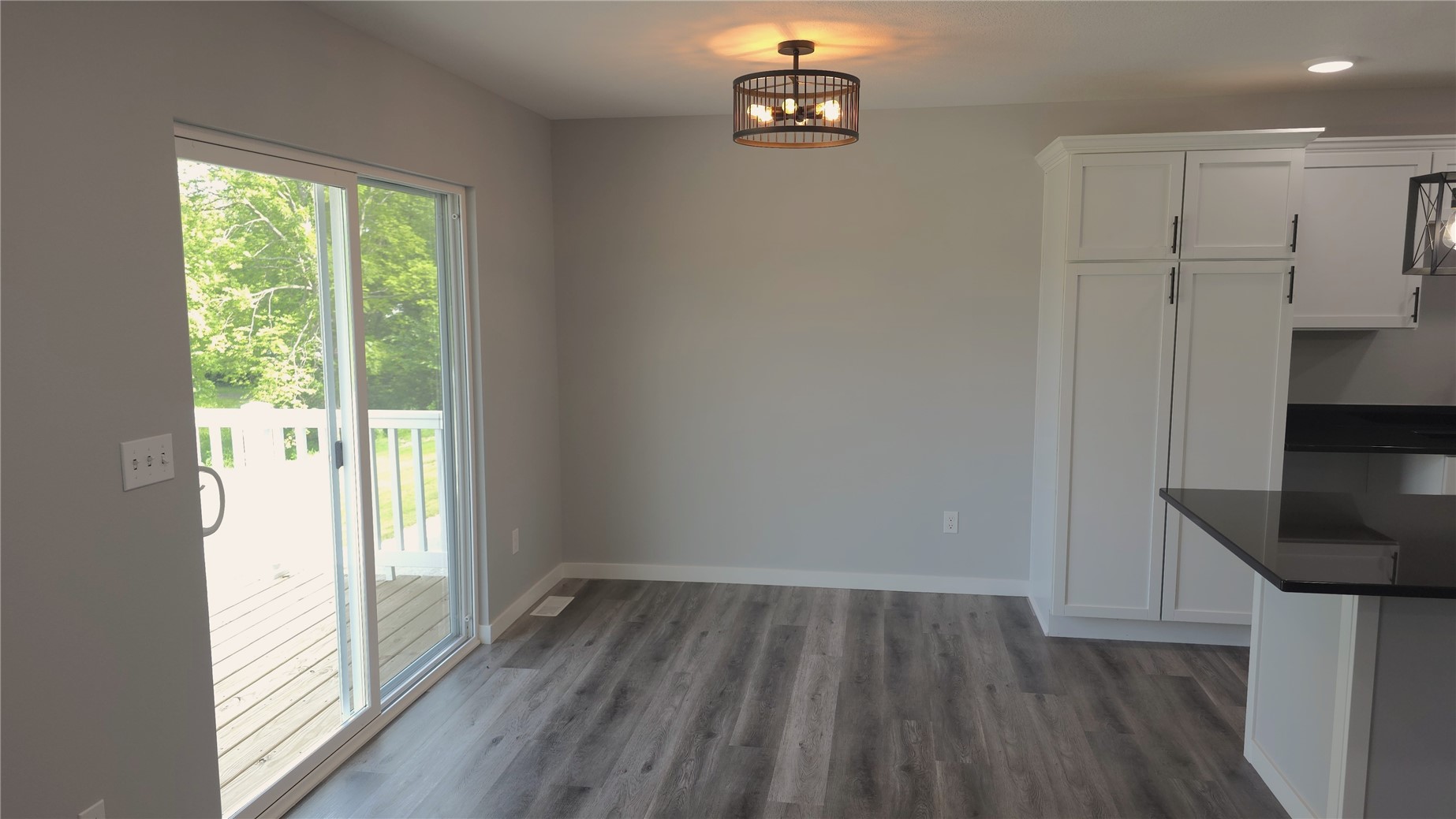 1413 13th Avenue Belle Plaine IA 52208