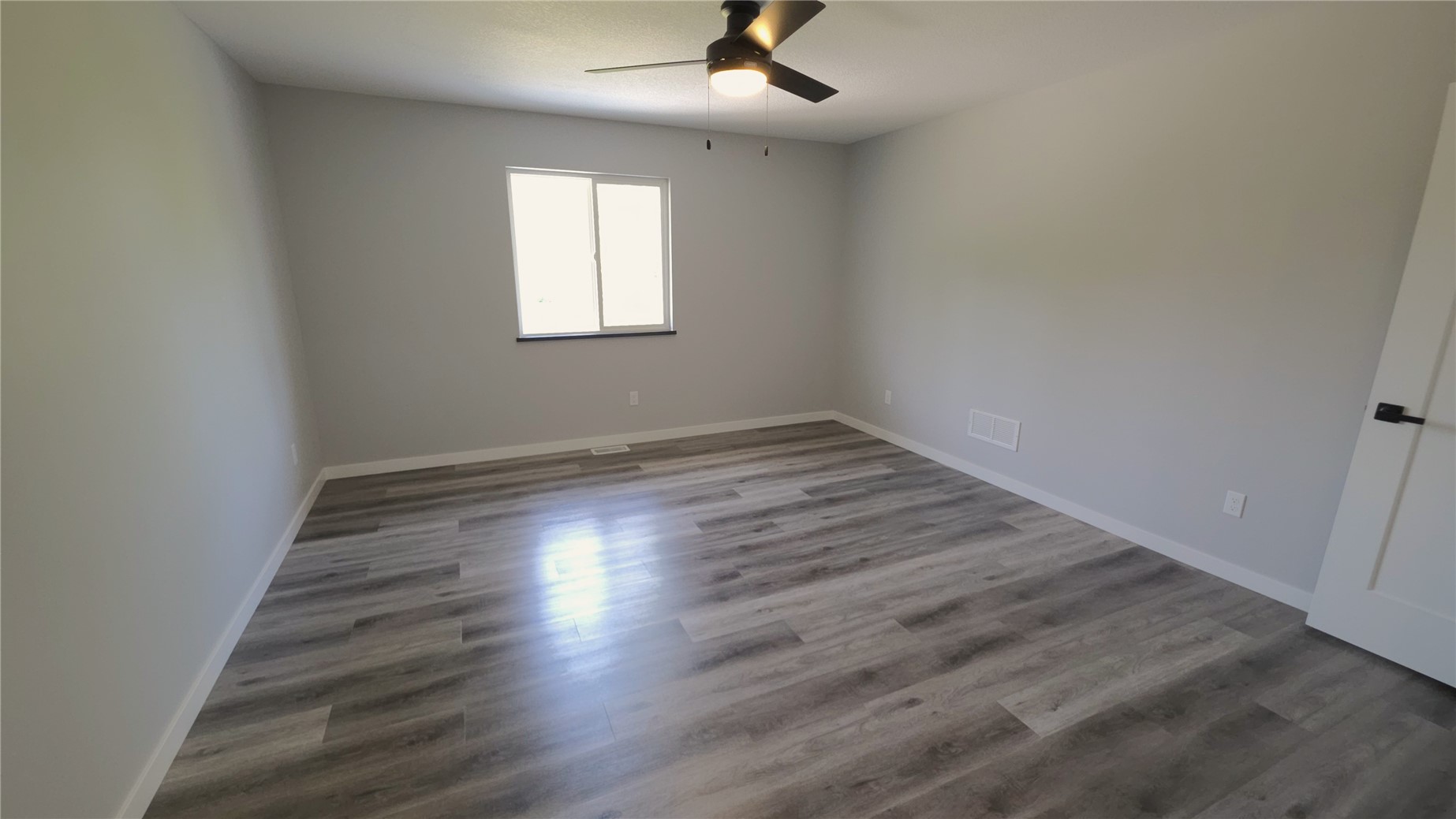 1413 13th Avenue Belle Plaine IA 52208