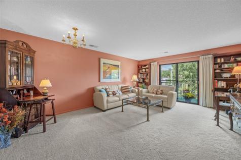 2135 1st Avenue SE Cedar Rapids IA 52403