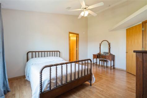 6706 Waterview Drive Cedar Rapids IA 52404