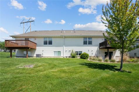 6706 Waterview Drive Cedar Rapids IA 52404