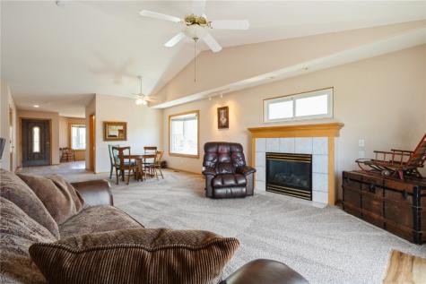 6706 Waterview Drive Cedar Rapids IA 52404