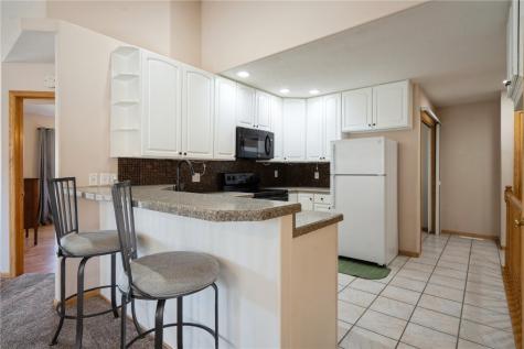 6706 Waterview Drive Cedar Rapids IA 52404