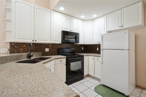 6706 Waterview Drive Cedar Rapids IA 52404