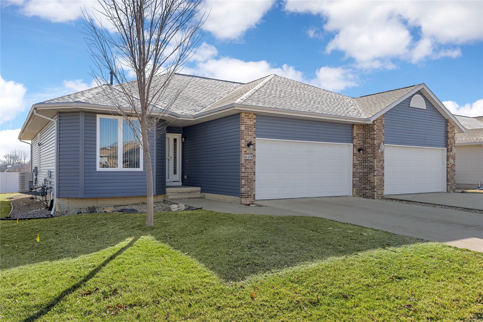 629 Winterberry Place NE Cedar Rapids IA 52402