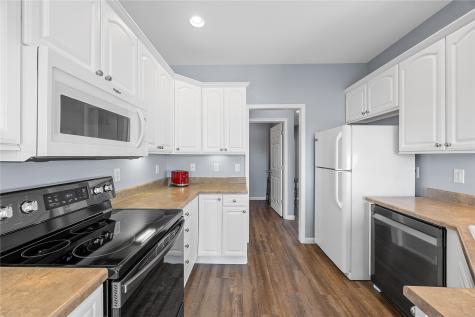 629 Winterberry Place NE Cedar Rapids IA 52402