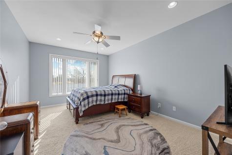 629 Winterberry Place NE Cedar Rapids IA 52402