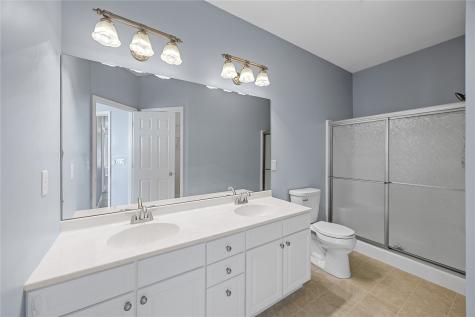 629 Winterberry Place NE Cedar Rapids IA 52402