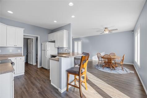 629 Winterberry Place NE Cedar Rapids IA 52402