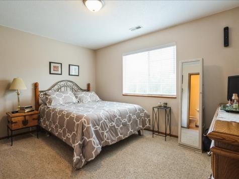 1350 44th Street Unit C Street Marion IA 52302