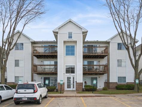 4619 1st Avenue SW Cedar Rapids IA 52404
