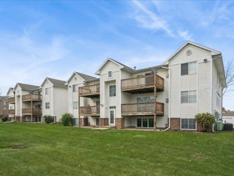 4619 1st Avenue SW Cedar Rapids IA 52404