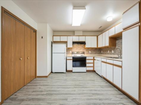 4619 1st Avenue SW Cedar Rapids IA 52404