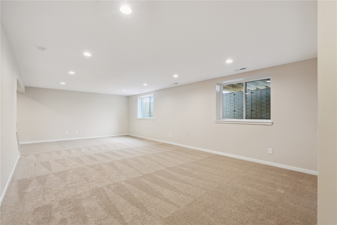 640 Maclan Court Iowa City IA 52246