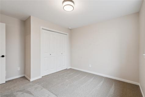 640 Maclan Court Iowa City IA 52246