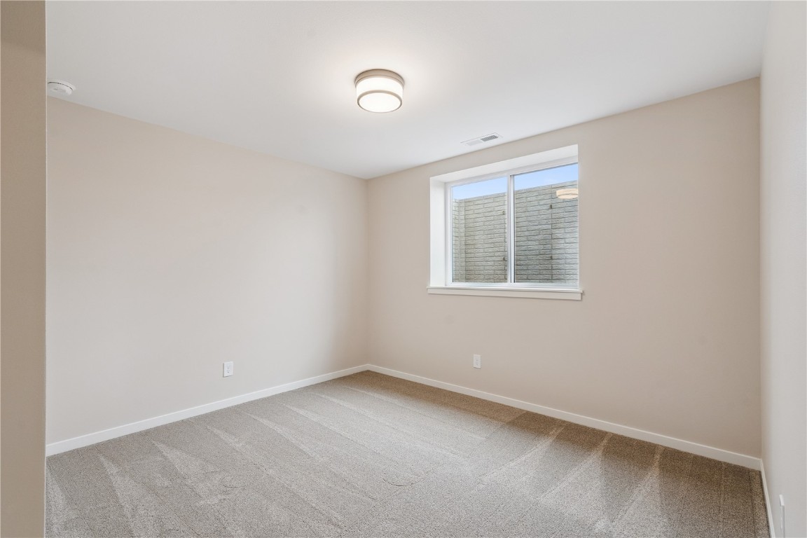 640 Maclan Court Iowa City IA 52246