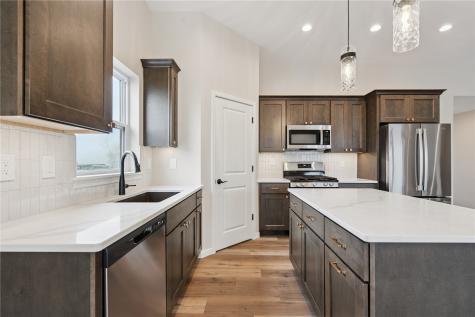 640 Maclan Court Iowa City IA 52246