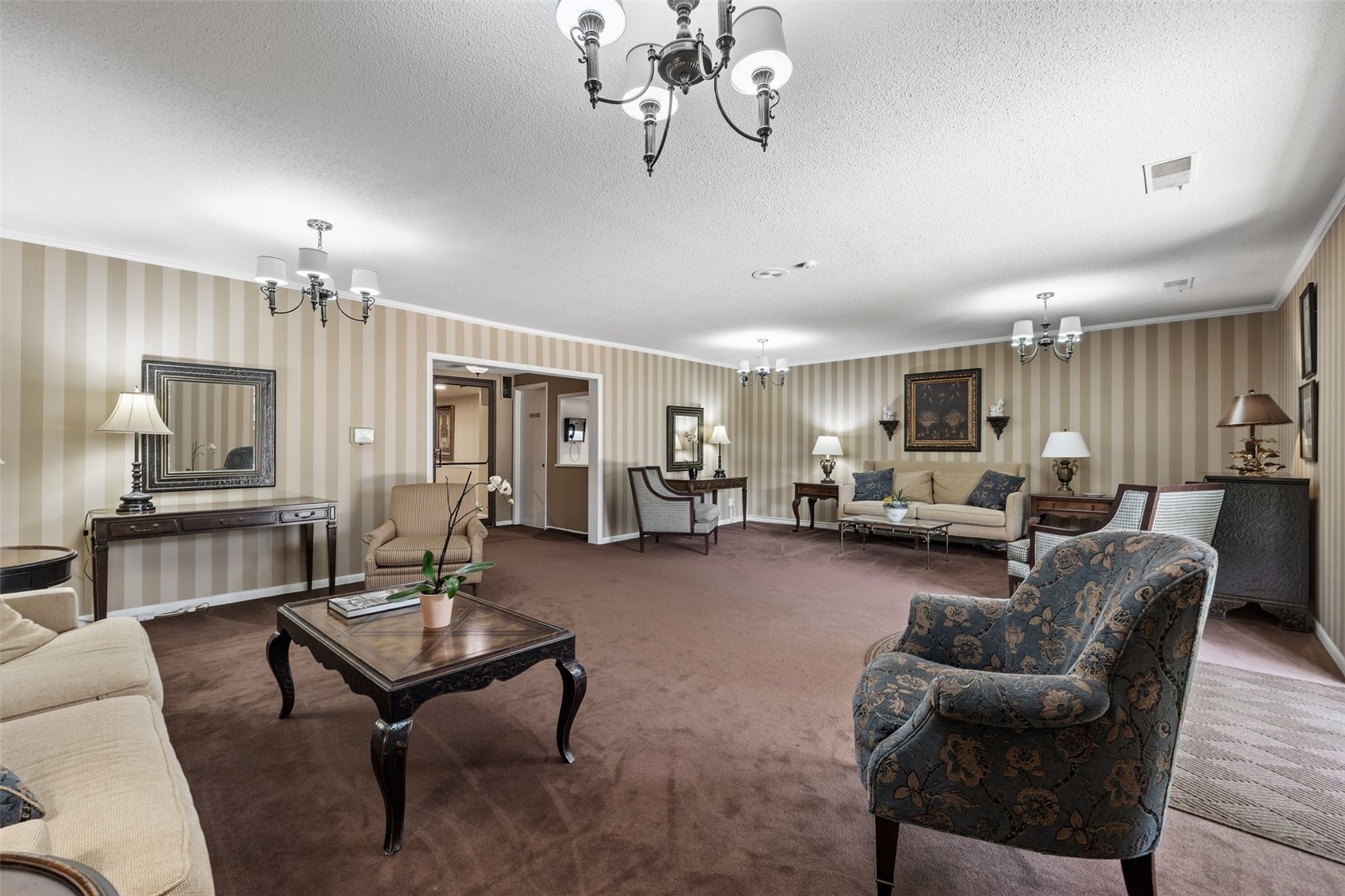 130 Thompson Drive SE Cedar Rapids IA 52403