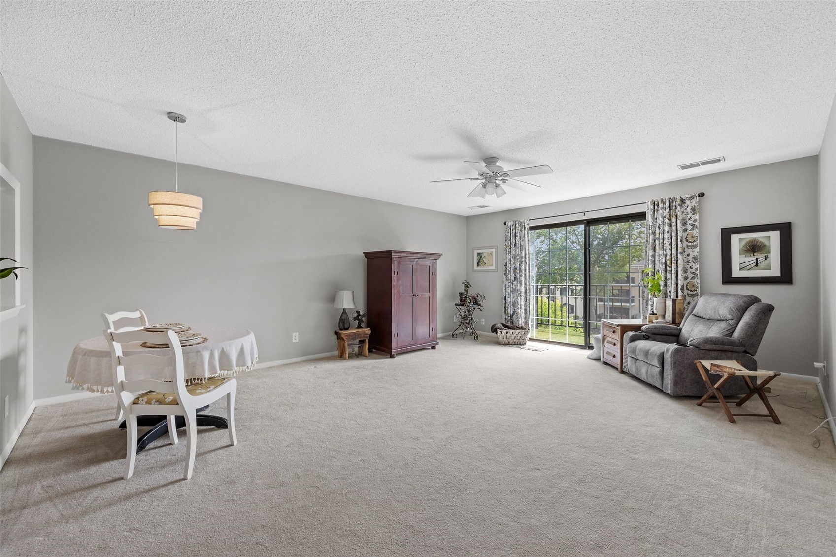 130 Thompson Drive SE Cedar Rapids IA 52403