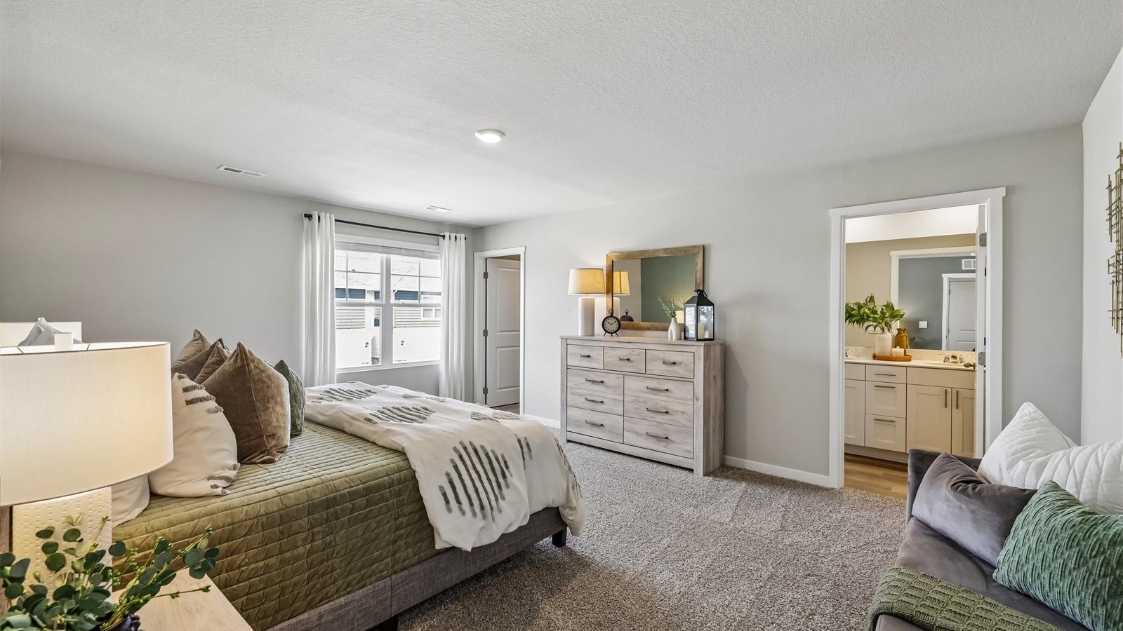 2523 Prairie Light Lane Hiawatha IA 52233