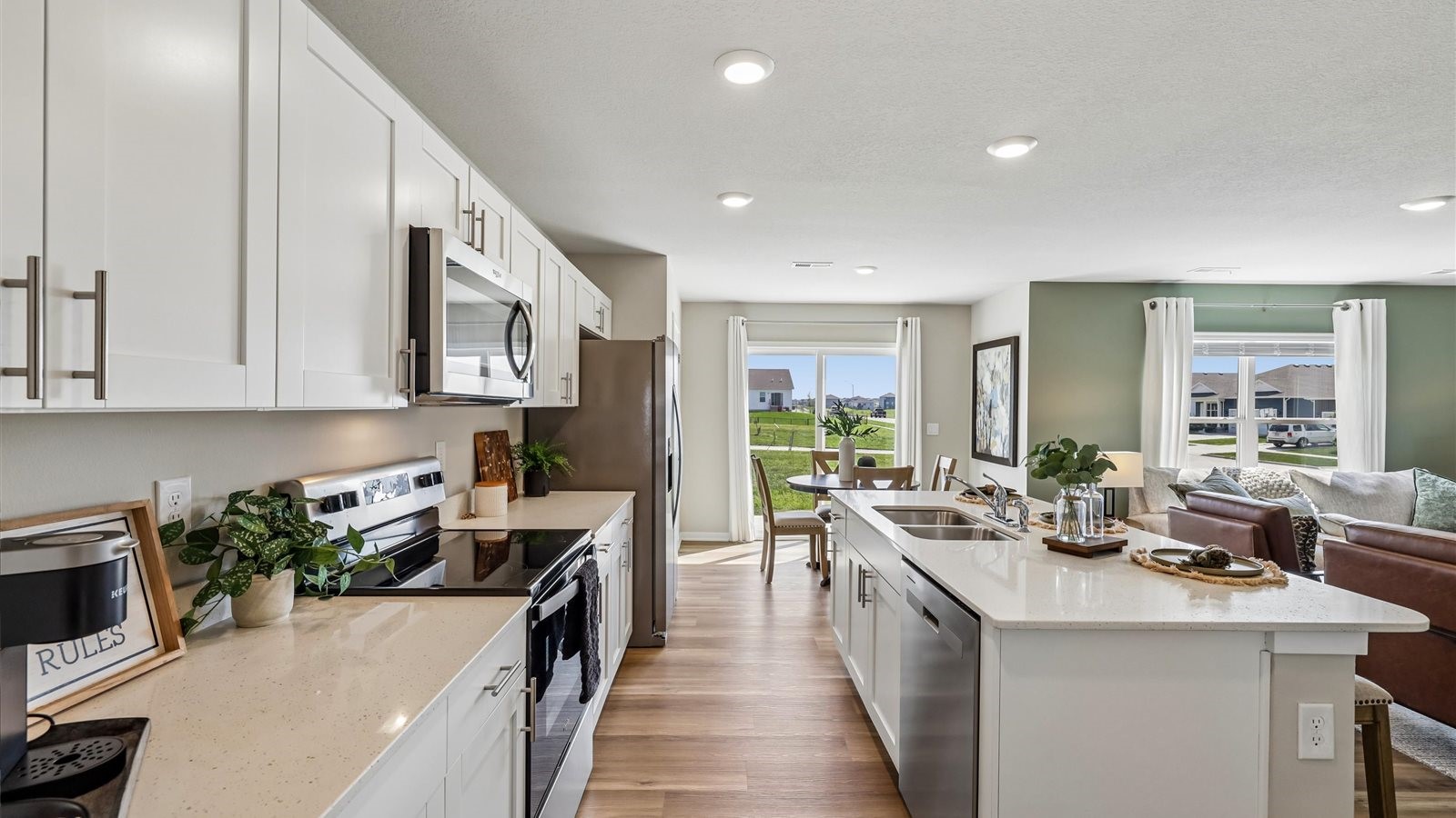 2523 Prairie Light Lane Hiawatha IA 52233
