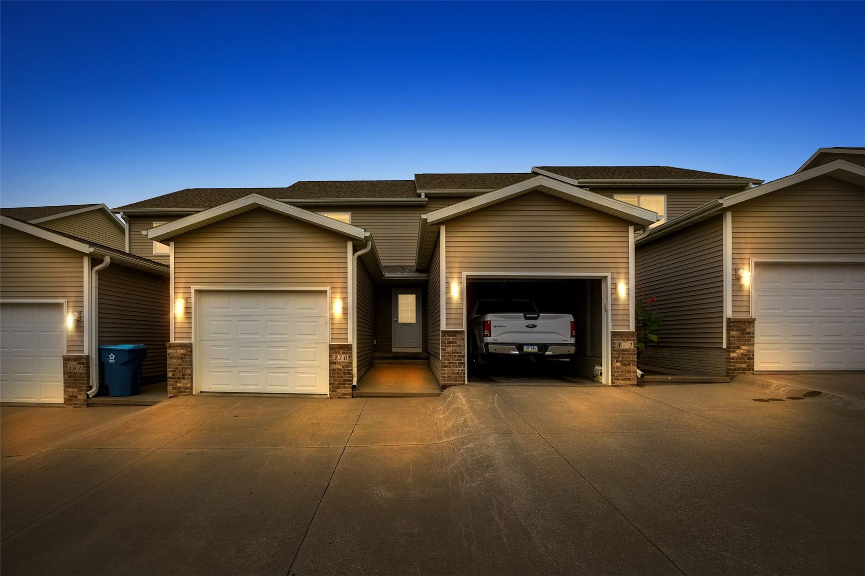 370 Kelso Drive Fairfax IA 52228