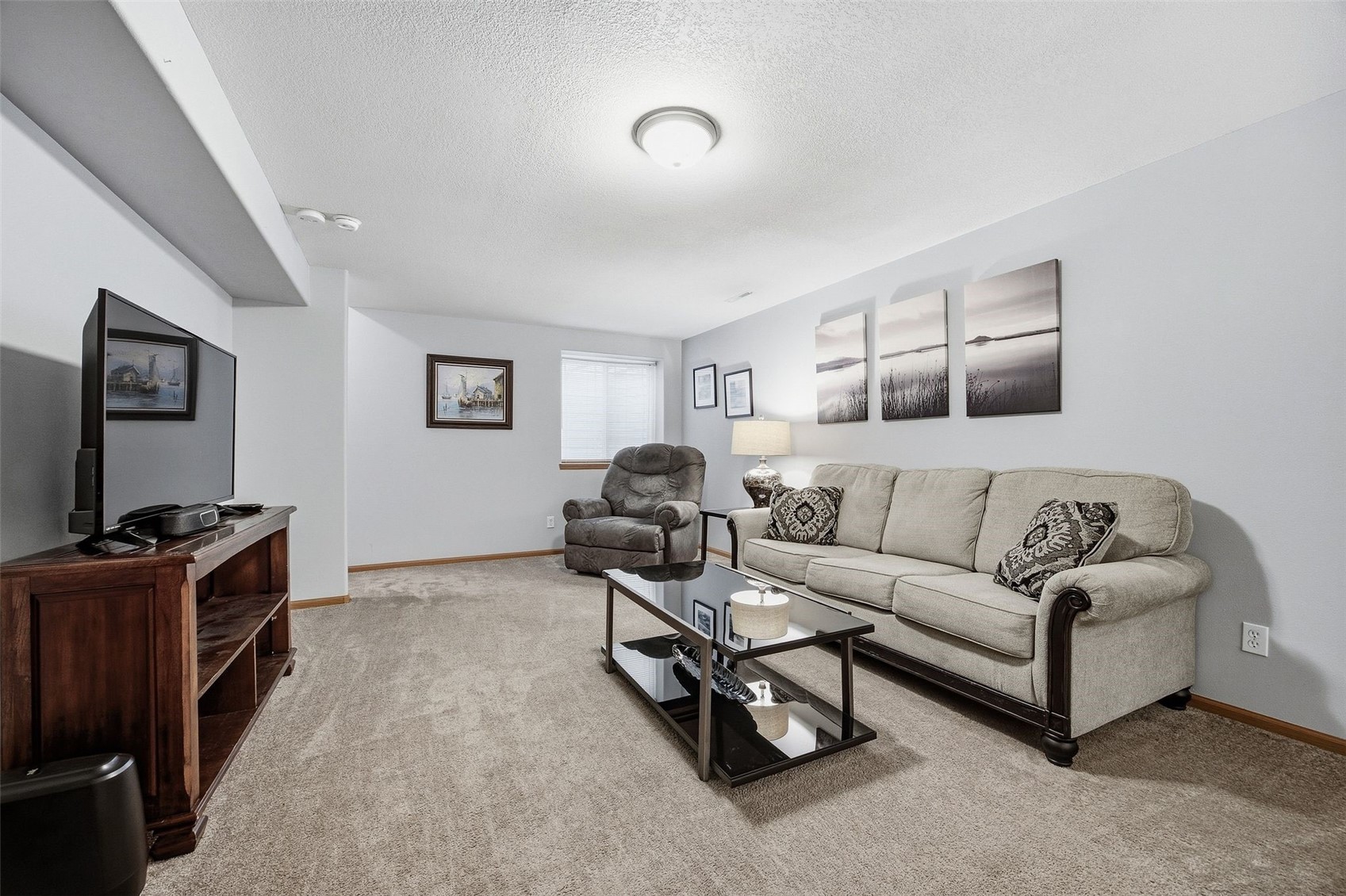 370 Kelso Drive Fairfax IA 52228