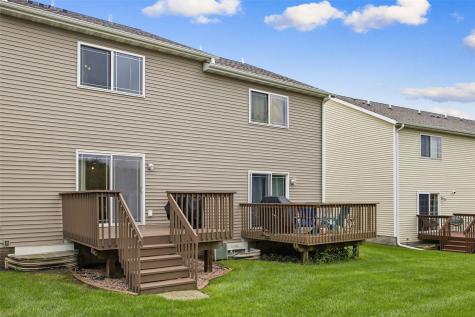 370 Kelso Drive Fairfax IA 52228
