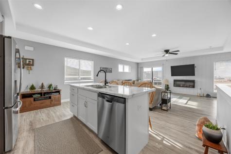 1429 Applewood Drive Fairfax IA 52228