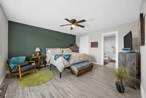 1429 Applewood Drive Fairfax IA 52228