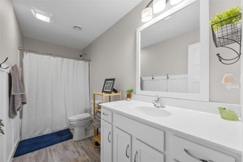 1429 Applewood Drive Fairfax IA 52228