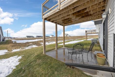 1429 Applewood Drive Fairfax IA 52228