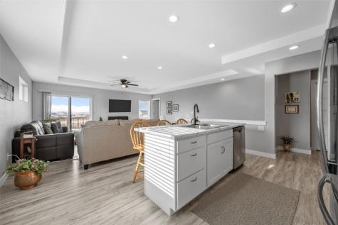 1429 Applewood Drive Fairfax IA 52228