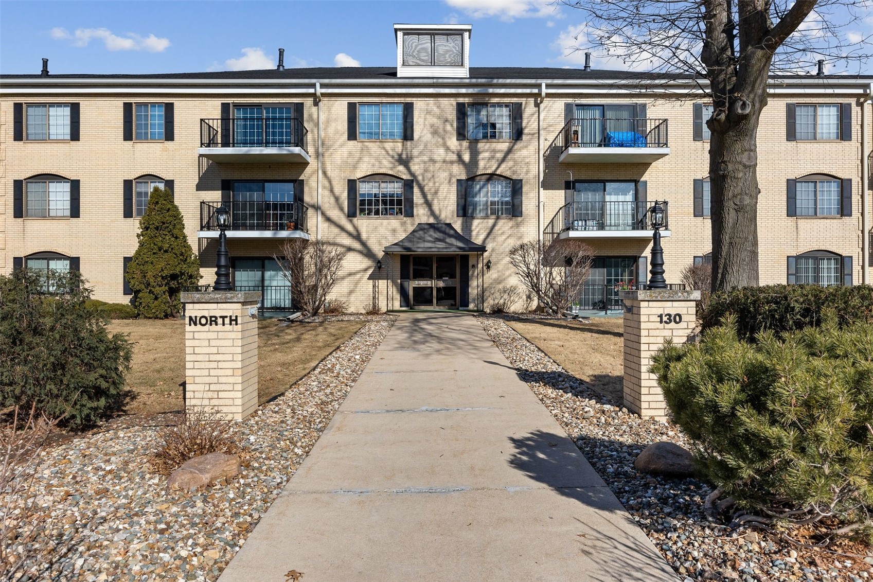 130 Thompson Drive SE Cedar Rapids IA 52402