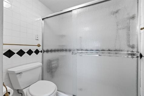 130 Thompson Drive SE Cedar Rapids IA 52402