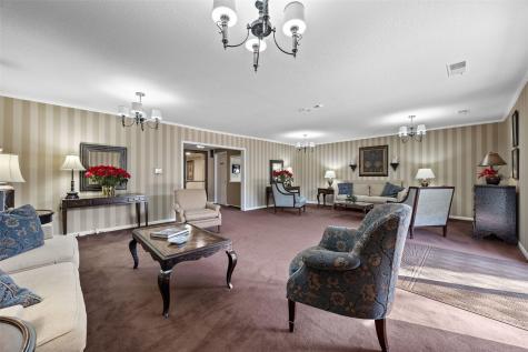 130 Thompson Drive SE Cedar Rapids IA 52402