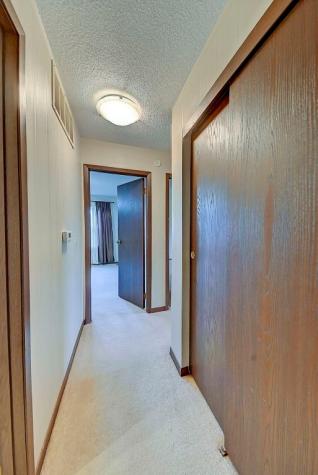 4111 Lexington NE Cedar Rapids IA 52402