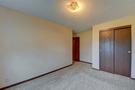 4111 Lexington NE Cedar Rapids IA 52402