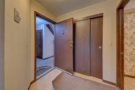 4111 Lexington NE Cedar Rapids IA 52402