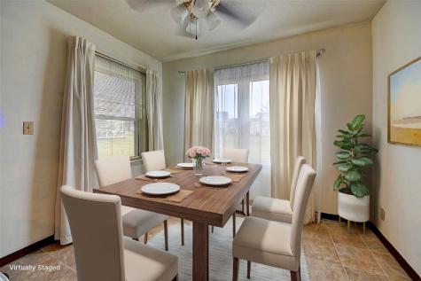 4111 Lexington NE Cedar Rapids IA 52402