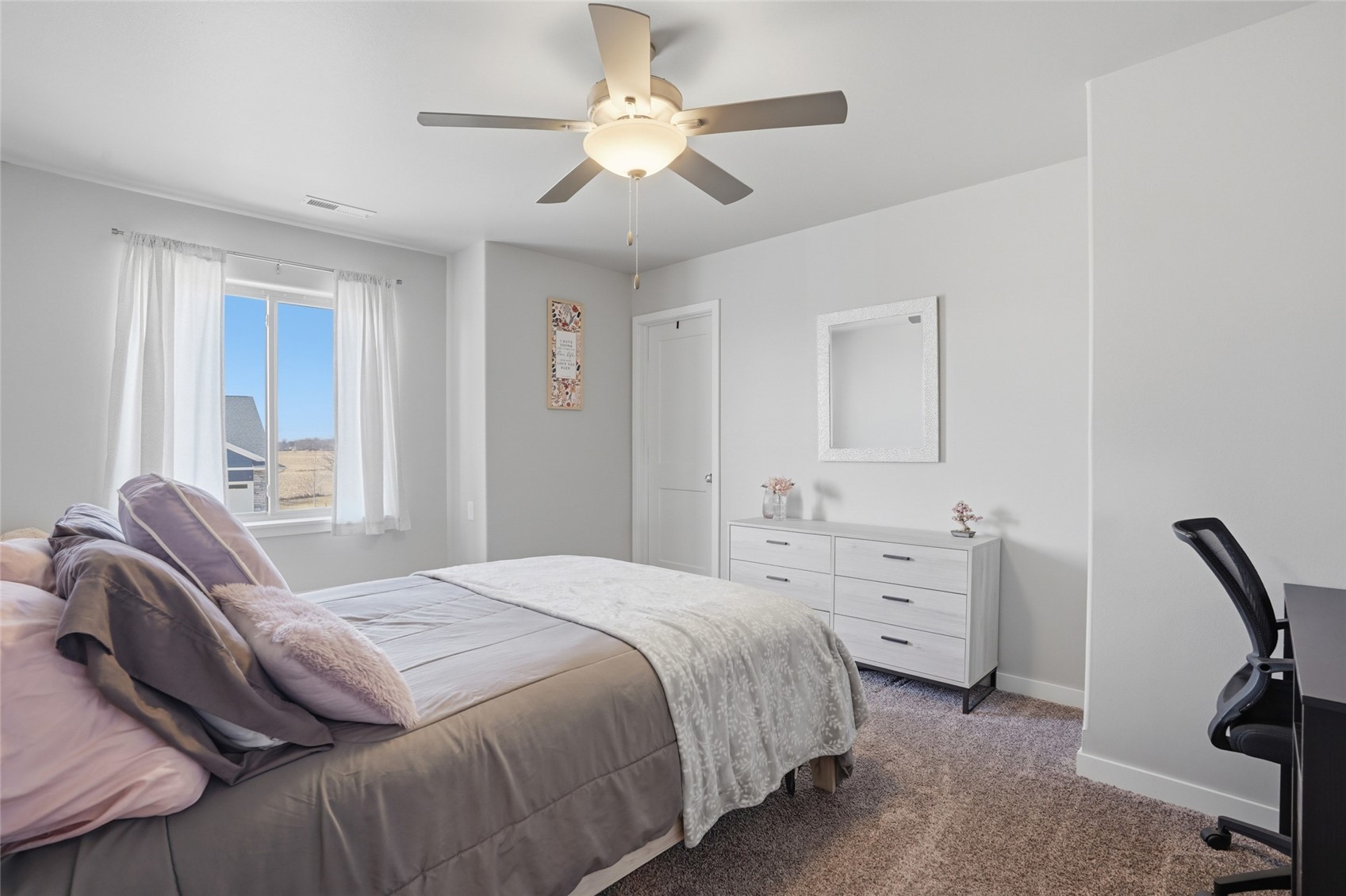 1142 Leann Circle North Liberty IA 52317