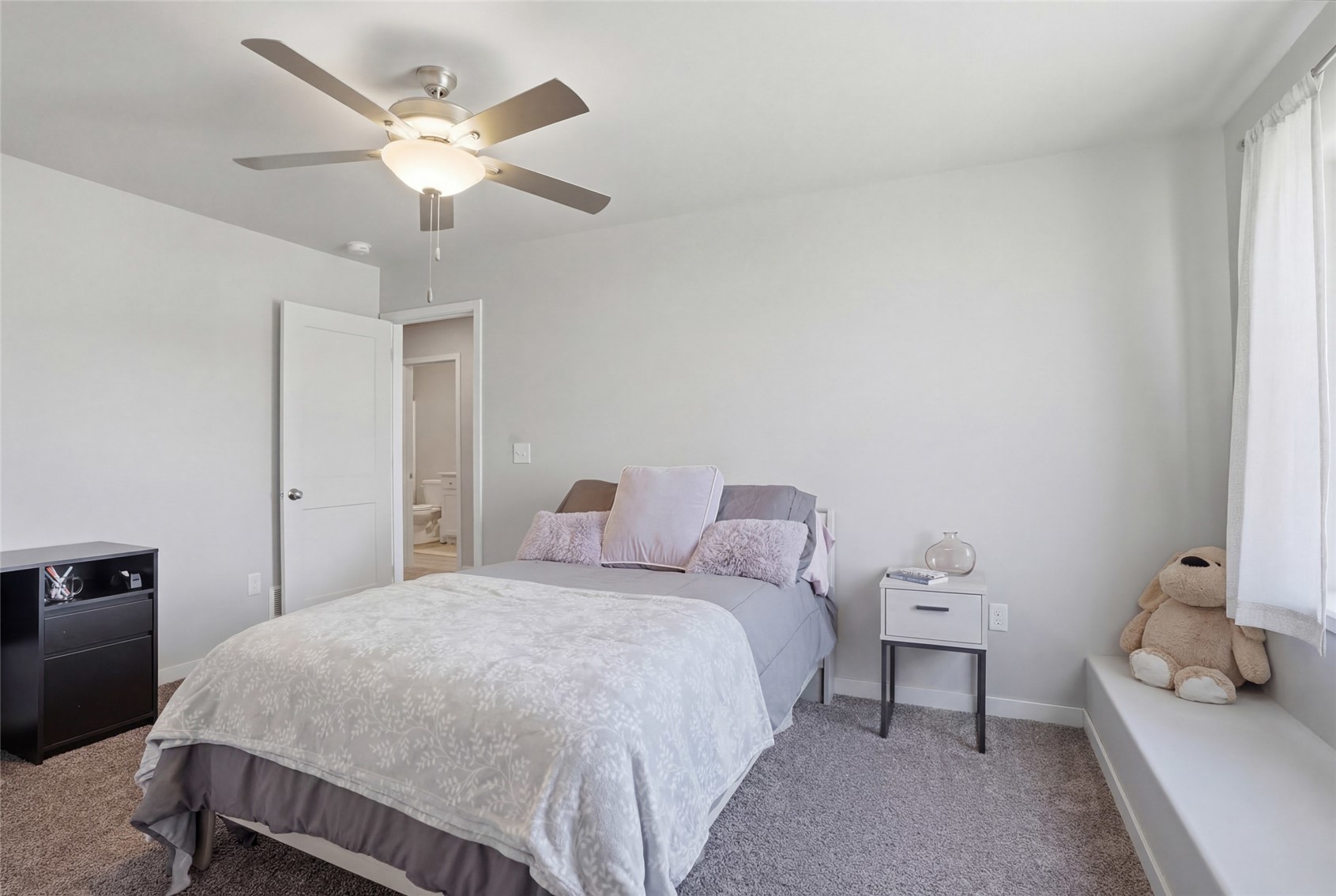 1142 Leann Circle North Liberty IA 52317