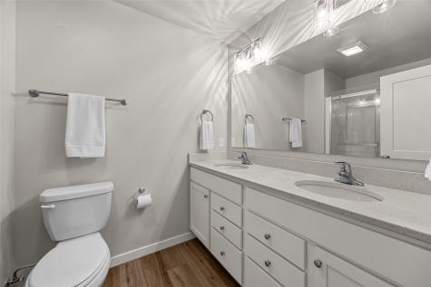 1277 Abraham Drive North Liberty IA 52317