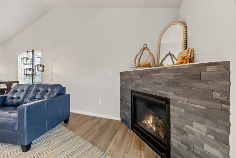 1277 Abraham Drive North Liberty IA 52317
