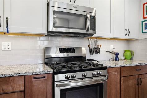 182 Ryecroft SE Cedar Rapids IA 52403