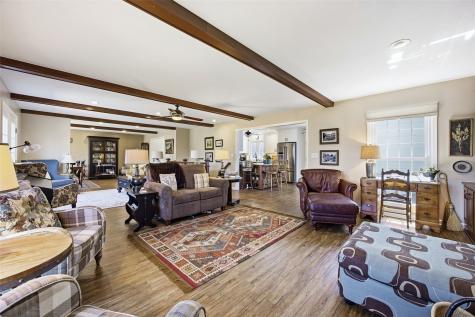 182 Ryecroft SE Cedar Rapids IA 52403