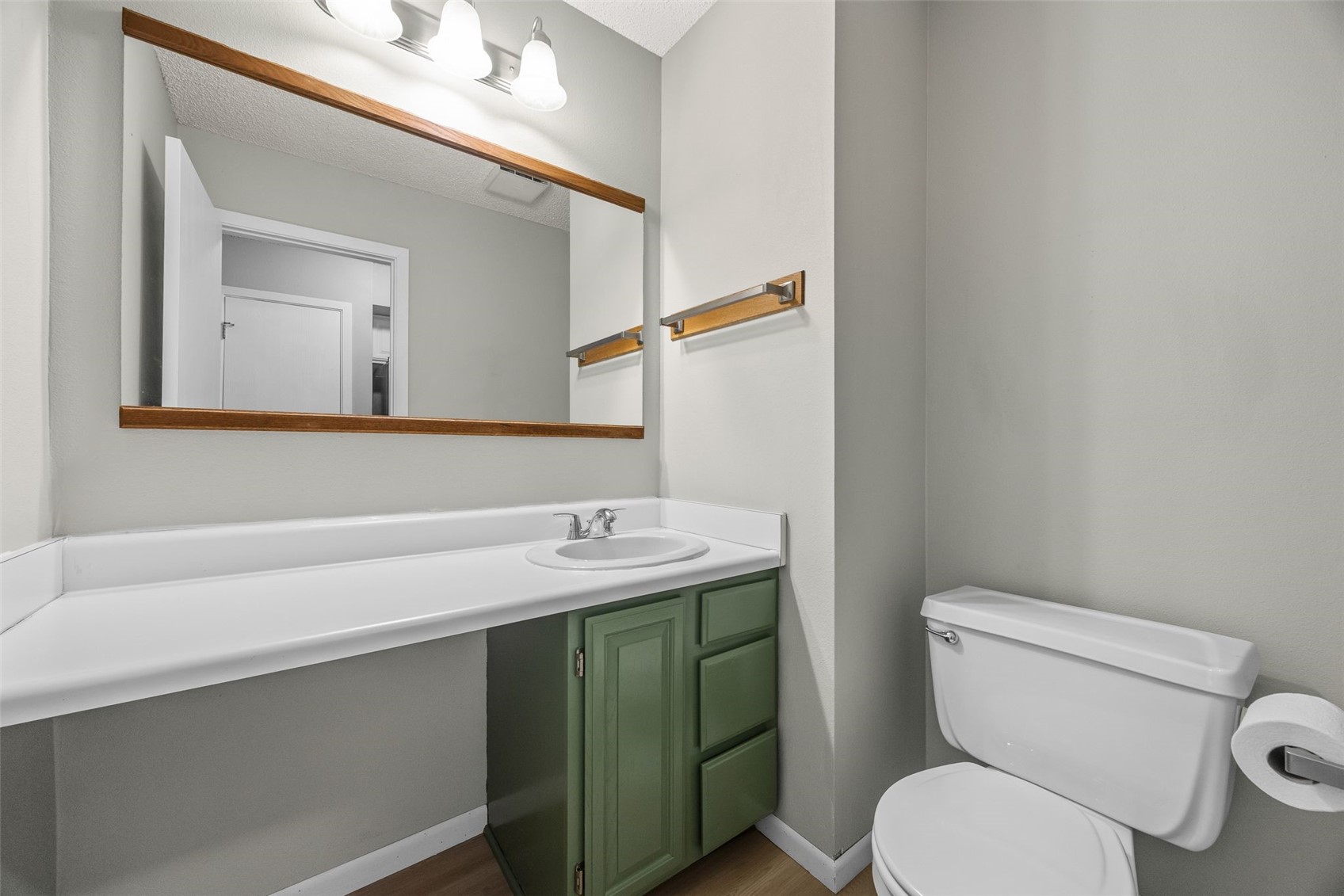 2326 Plaen View Drive Iowa City IA 52246