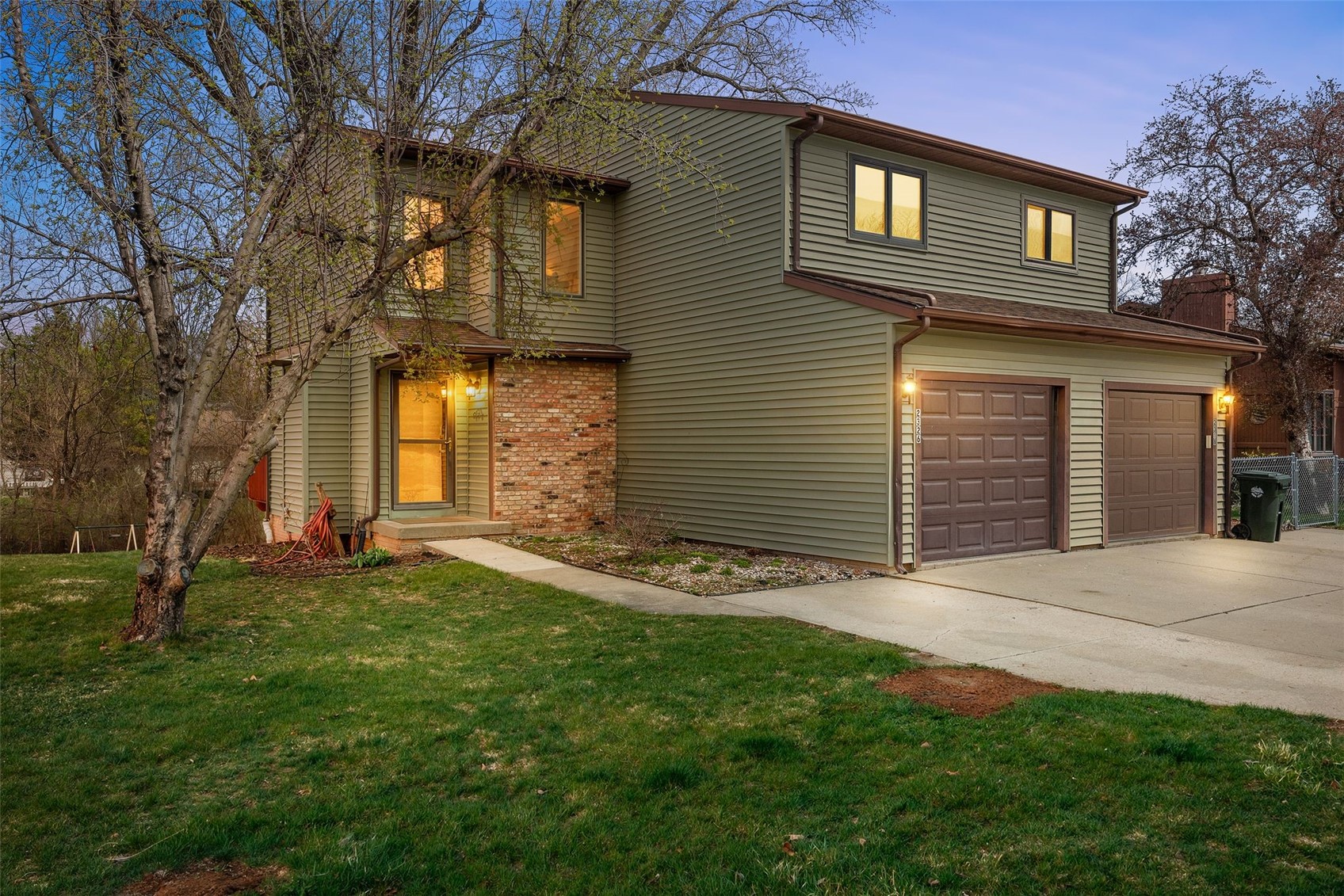 2326 Plaen View Drive Iowa City IA 52246