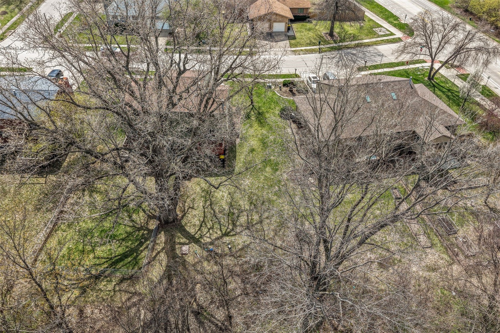 2326 Plaen View Drive Iowa City IA 52246