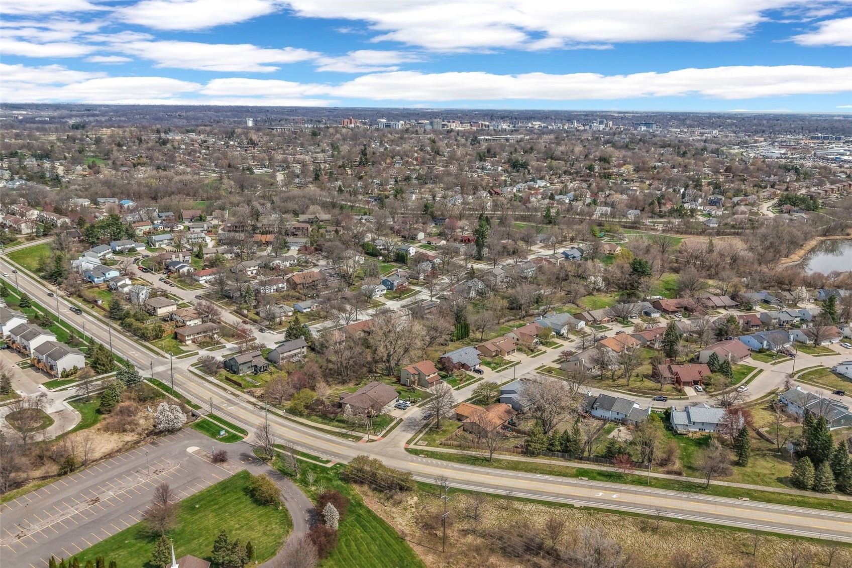 2326 Plaen View Drive Iowa City IA 52246